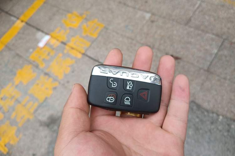 Used Jaguar XFL 2020 XFL 2.0T P200 Two-Wheel-Drive Elite Edition Vehicle Key