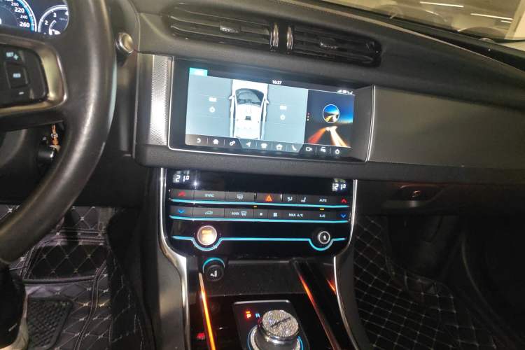 Used Jaguar XFL 2020 XFL 2.0T P200 Two-Wheel-Drive Elite Edition Audio And AC Panel