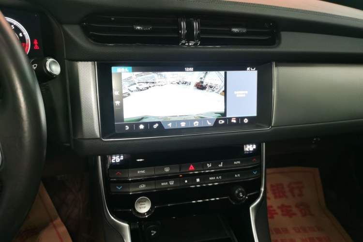 Used Jaguar XFL 2020 XFL 2.0T P200 Two-Wheel-Drive Elite Edition Audio And AC Panel