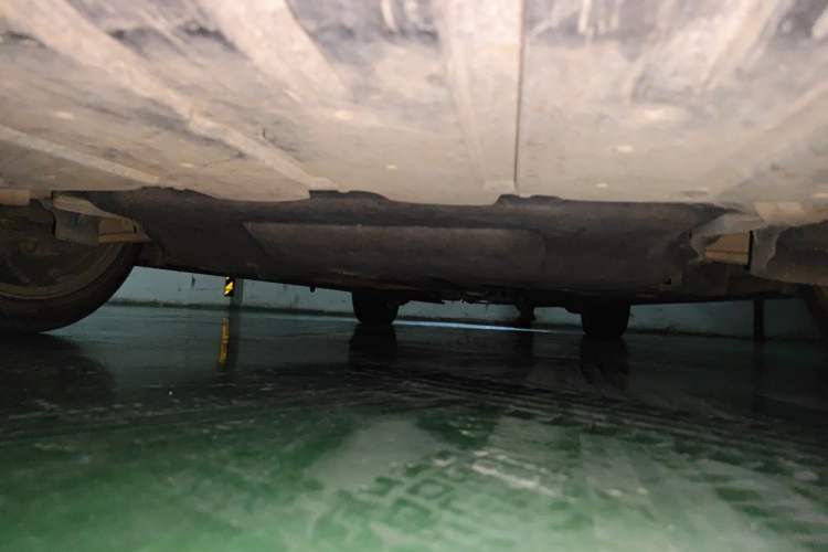 Used Jaguar XFL 2020 XFL 2.0T P200 Two-Wheel-Drive Rally Flag Edition Chassis Front