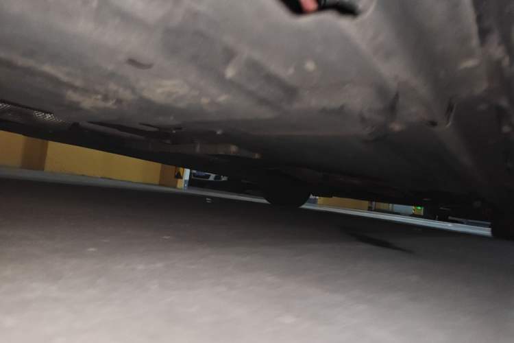 Used Jaguar XFL 2020 XFL 2.0T P200 Two-Wheel-Drive Elite Edition Chassis Rear Right