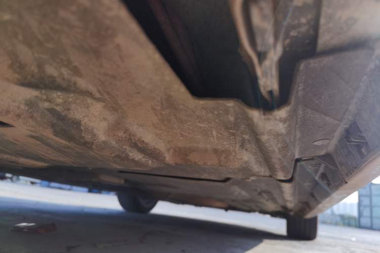Used Jaguar XFL 2020 XFL 2.0T P200 Two-Wheel-Drive Rally Flag Edition Chassis Rear Right