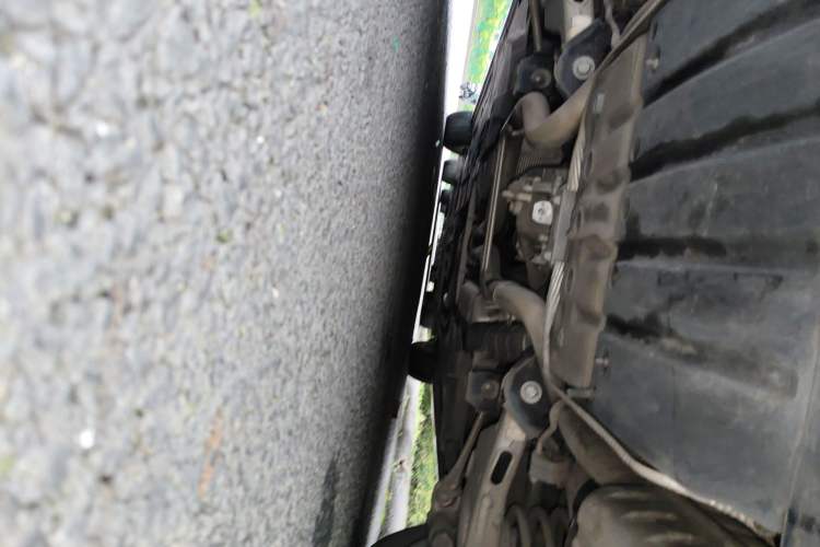 Used Jaguar XFL 2020 XFL 2.0T P200 Two-Wheel-Drive Elite Edition Chassis Rear