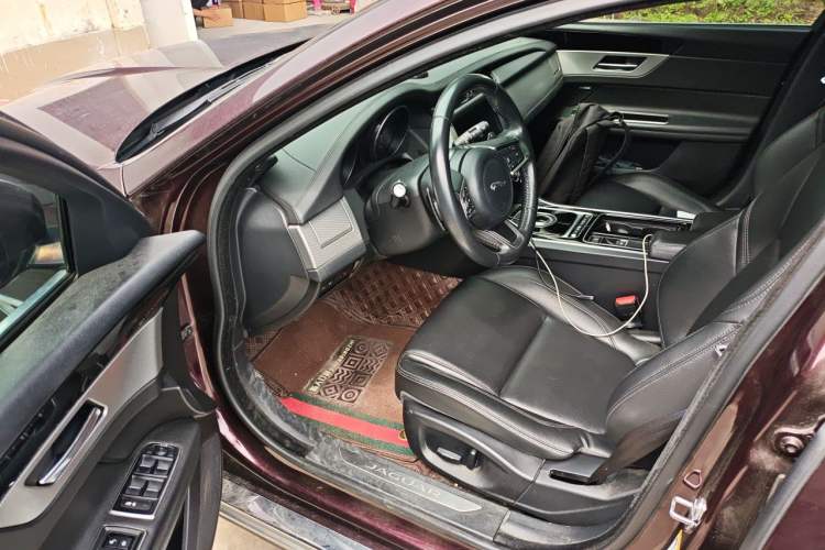 Used Jaguar XFL 2020 XFL 2.0T P200 Two-Wheel-Drive Windflower Edition Driver Seat