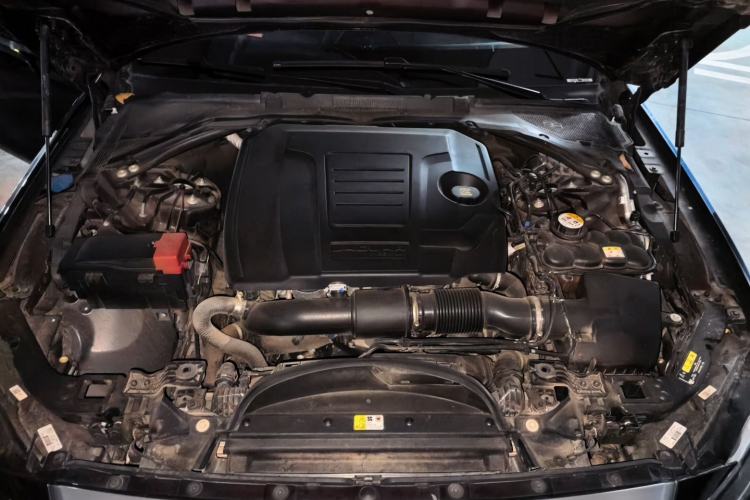 Used Jaguar XFL 2020 XFL 2.0T P200 Two-Wheel-Drive Elite Edition Engine Bay