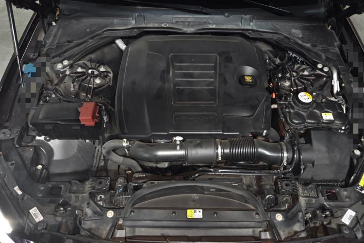 Used Jaguar XFL 2020 XFL 2.0T P200 Two-Wheel-Drive Elite Edition Engine Bay