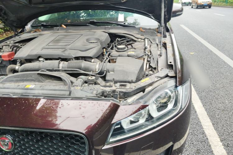 Used Jaguar XFL 2020 XFL 2.0T P200 Two-Wheel-Drive Elite Edition Engine Bay Left