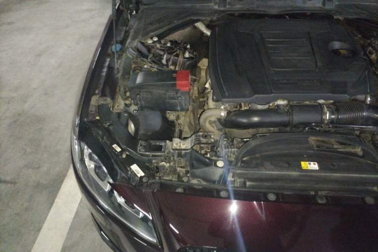 Used Jaguar XFL 2020 XFL 2.0T P200 Two-Wheel-Drive Rally Flag Edition Engine Bay Right