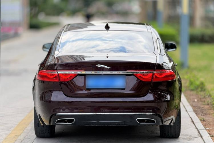 Used Jaguar XFL 2020 XFL 2.0T P200 Two-Wheel-Drive Elite Edition Exterior 4