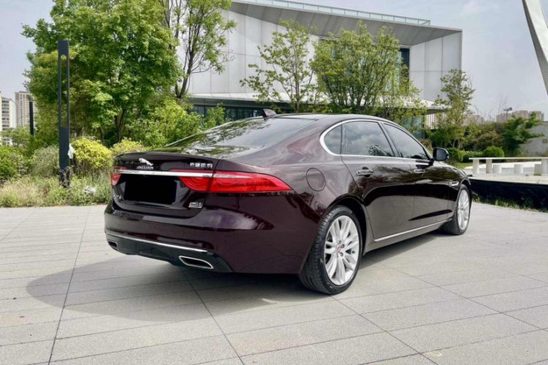Used Jaguar XFL 2020 XFL 2.0T P250 Four-Wheel Drive Luxury Edition Exterior 5