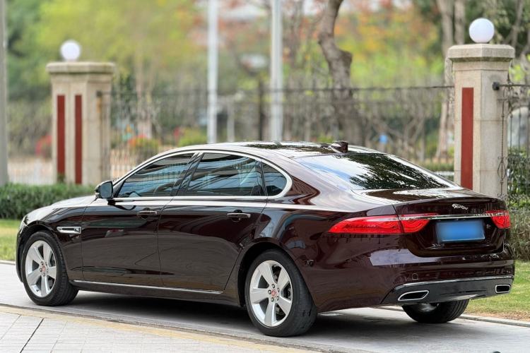 Used Jaguar XFL 2020 XFL 2.0T P200 Two-Wheel-Drive Elite Edition Exterior 5