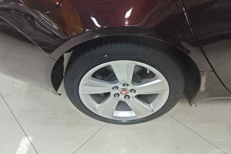Used Jaguar XFL 2020 XFL 2.0T P200 Two-Wheel-Drive Elite Edition Exterior 5