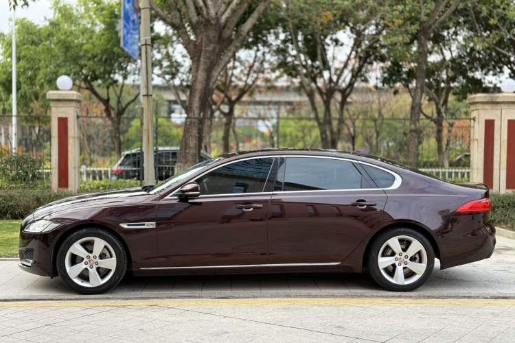 Used Jaguar XFL 2020 XFL 2.0T P200 Two-Wheel-Drive Elite Edition Exterior 6