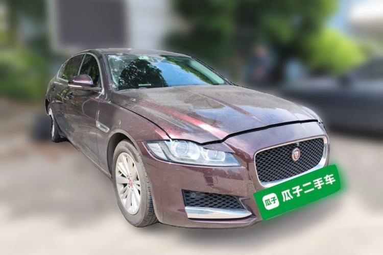 Used Jaguar XFL 2020 XFL 2.0T P200 Two-Wheel-Drive Windflower Edition Front Right 45 Deg