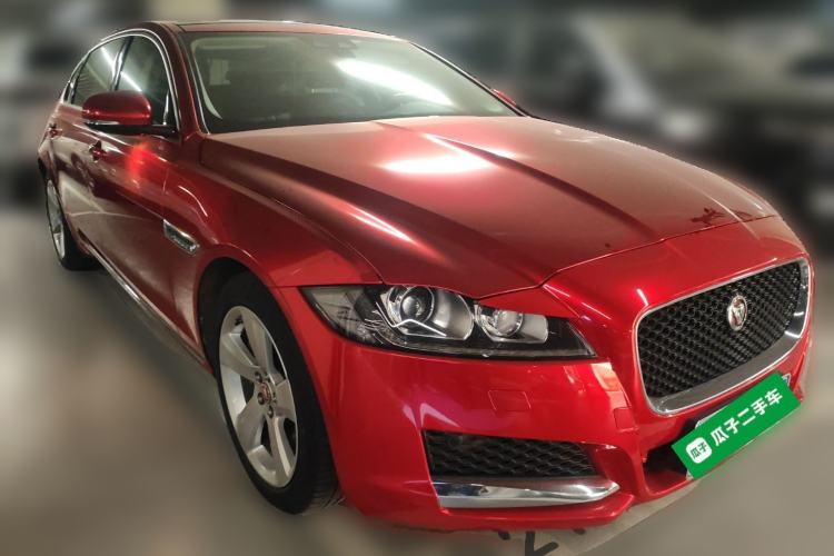 Used Jaguar XFL 2020 XFL 2.0T P200 Two-Wheel-Drive Elite Edition Front Right 45 Deg