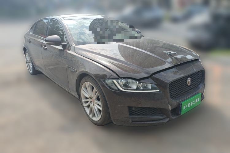 Used Jaguar XFL 2020 XFL 2.0T P200 Two-Wheel-Drive Rally Flag Edition Front Right 45 Deg