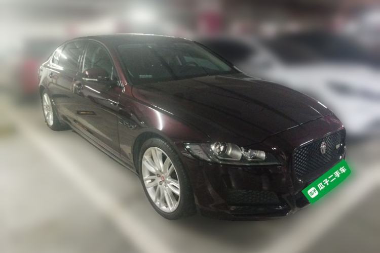 Used Jaguar XFL 2020 XFL 2.0T P200 Two-Wheel-Drive Rally Flag Edition Front Right 45 Deg