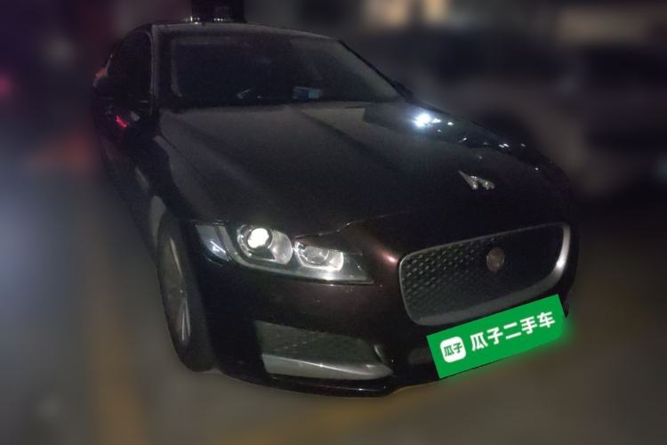Used Jaguar XFL 2020 XFL 2.0T P200 Two-Wheel-Drive Windflower Edition Front Right 45 Deg