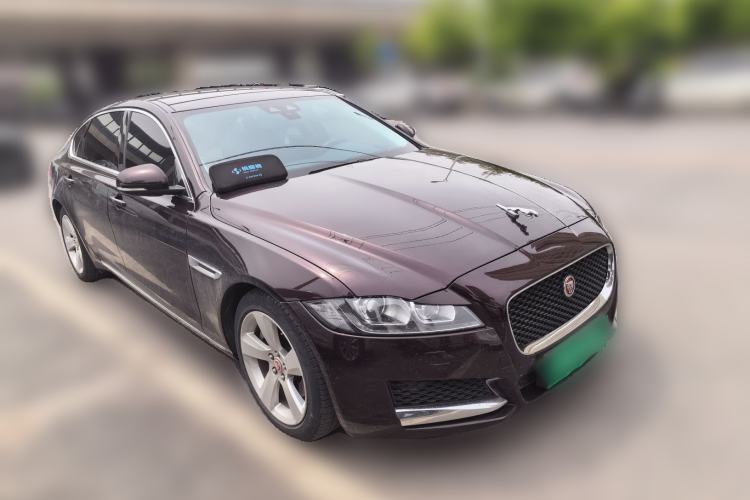 Used Jaguar XFL 2020 XFL 2.0T P200 Two-Wheel-Drive Elite Edition Front Right 45 Deg