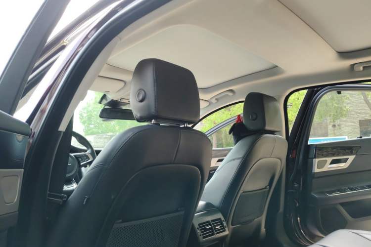Used Jaguar XFL 2020 XFL 2.0T P200 Two-Wheel-Drive Windflower Edition Headliner
