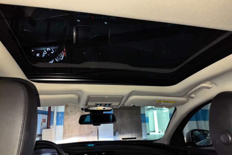 Used Jaguar XFL 2020 XFL 2.0T P200 Two-Wheel-Drive Elite Edition Headliner
