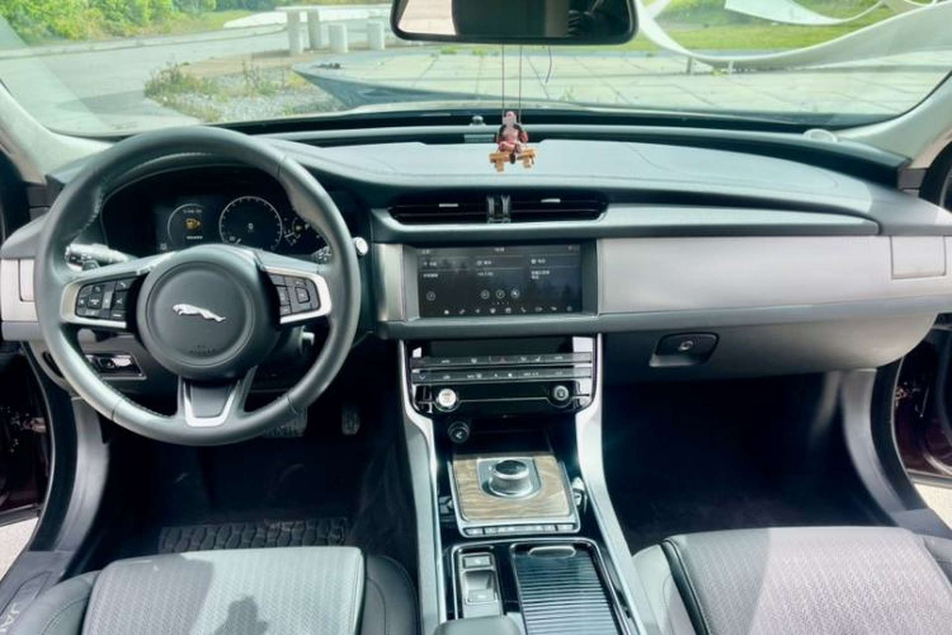 Used Jaguar XFL 2020 XFL 2.0T P250 Four-Wheel Drive Luxury Edition Interior 1