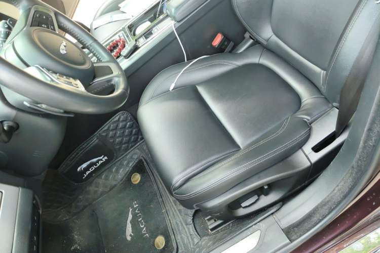 Used Jaguar XFL 2020 XFL 2.0T P200 Two-Wheel-Drive Windflower Edition Left Front Seat