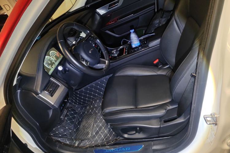 Used Jaguar XFL 2020 XFL 2.0T P200 Two-Wheel-Drive Elite Edition Left Front Seat