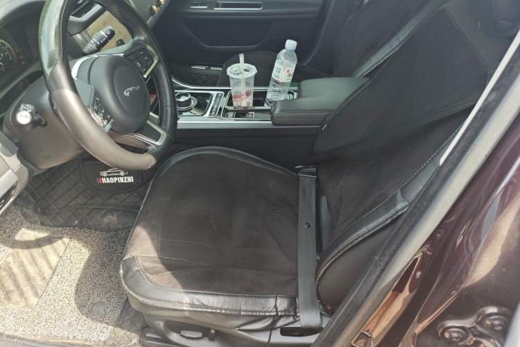 Used Jaguar XFL 2020 XFL 2.0T P200 Two-Wheel-Drive Rally Flag Edition Left Front Seat