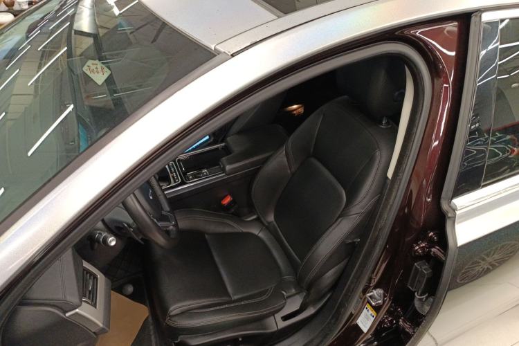 Used Jaguar XFL 2020 XFL 2.0T P200 Two-Wheel-Drive Elite Edition Left Front Seat