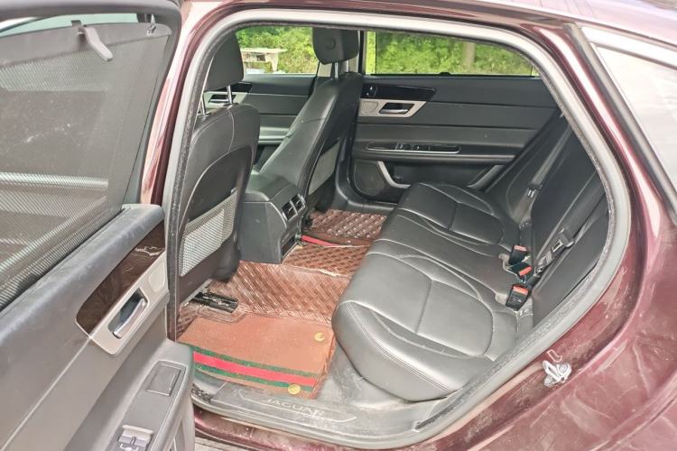 Used Jaguar XFL 2020 XFL 2.0T P200 Two-Wheel-Drive Windflower Edition Left Rear Seat