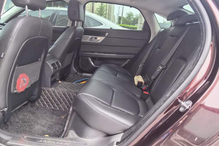 Used Jaguar XFL 2020 XFL 2.0T P200 Two-Wheel-Drive Elite Edition Left Rear Seat