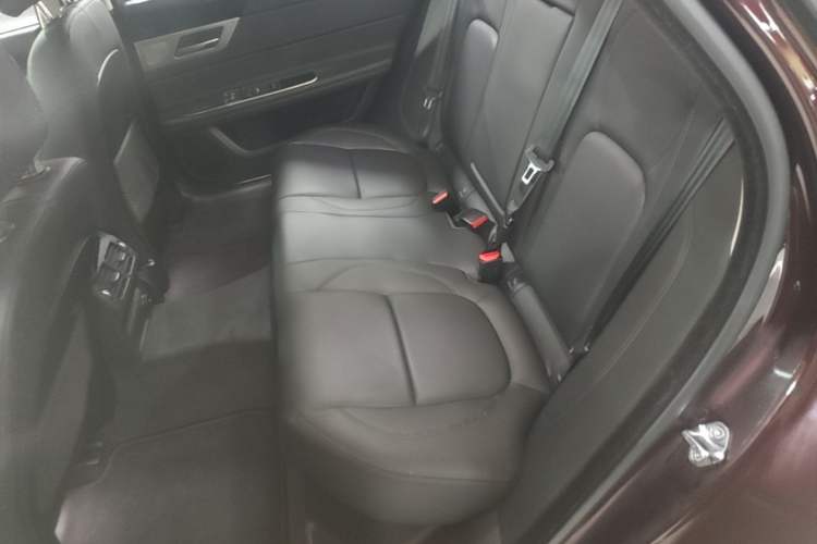 Used Jaguar XFL 2020 XFL 2.0T P200 Two-Wheel-Drive Elite Edition Left Rear Seat