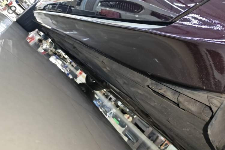 Used Jaguar XFL 2020 XFL 2.0T P250 Four-Wheel Drive Luxury Edition Left Side Sill