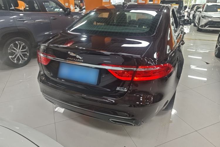 Used Jaguar XFL 2020 XFL 2.0T P200 Two-Wheel-Drive Elite Edition Rear