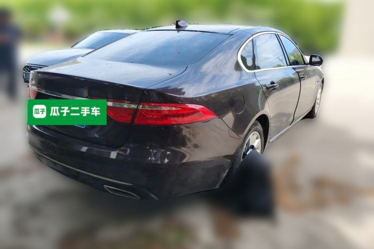 Used Jaguar XFL 2020 XFL 2.0T P200 Two-Wheel-Drive Windflower Edition Rear Right 45 Deg