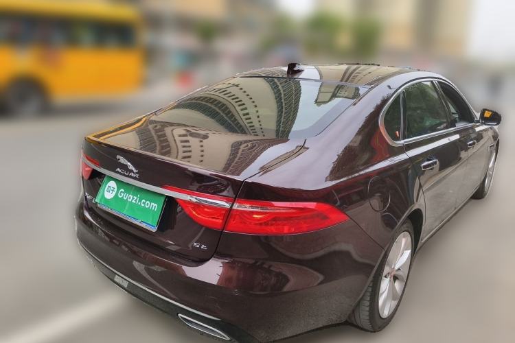 Used Jaguar XFL 2020 XFL 2.0T P250 Two-Wheel-Drive Luxury Edition Rear Right 45 Deg