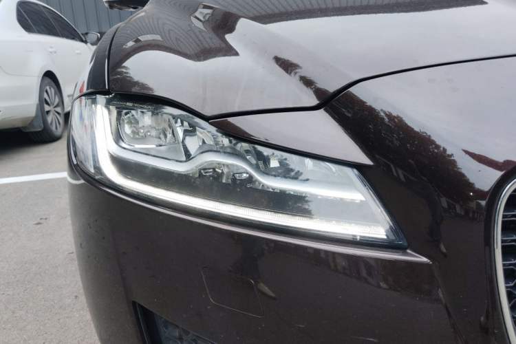 Used Jaguar XFL 2020 XFL 2.0T P250 Four-Wheel Drive Luxury Edition Right Front Headlight