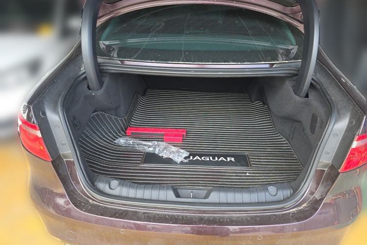 Used Jaguar XFL 2020 XFL 2.0T P200 Two-Wheel-Drive Elite Edition Trunk