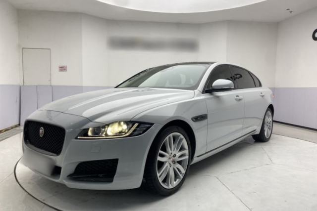 Used Jaguar XFL 2020 XFL 2.0T P200 Two-Wheel-Drive Rally Flag Edition