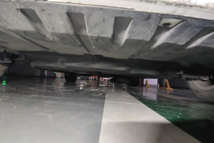 Used Jaguar XFL 2020 XFL 2.0T P250 Two-Wheel-Drive Luxury Edition Chassis Front