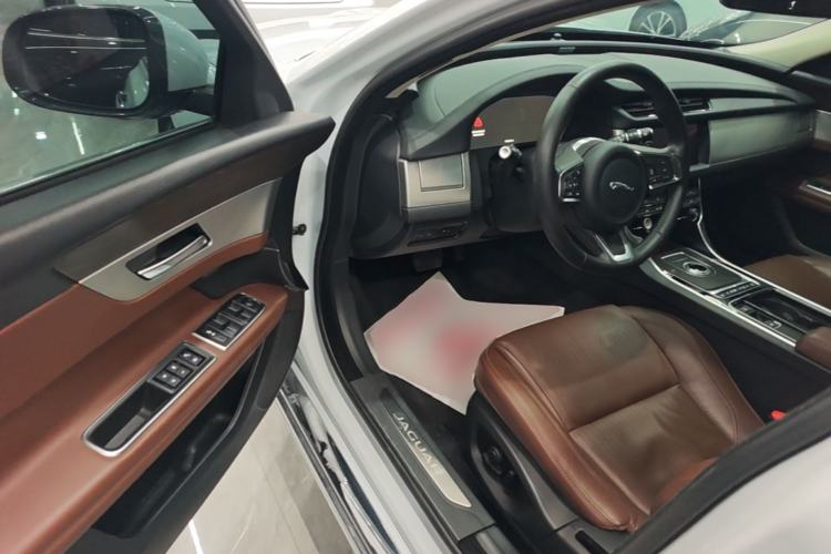 Used Jaguar XFL 2020 XFL 2.0T P250 Four-Wheel Drive Luxury Edition Driver Seat