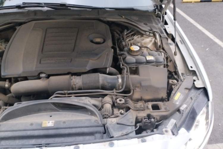 Used Jaguar XFL 2020 XFL 2.0T P200 Two-Wheel-Drive Elite Edition Engine Bay Left
