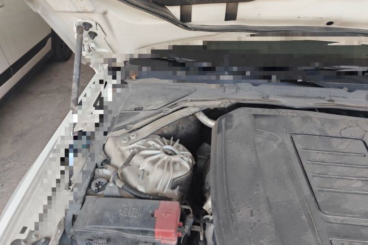 Used Jaguar XFL 2020 XFL 2.0T P200 Two-Wheel-Drive Elite Edition Engine Bay Right
