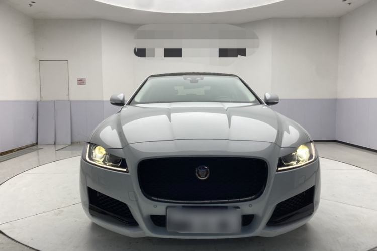 Used Jaguar XFL 2020 XFL 2.0T P200 Two-Wheel-Drive Rally Flag Edition Exterior 1