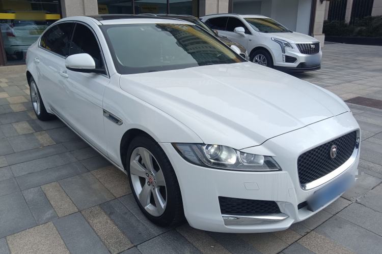 Used Jaguar XFL 2020 XFL 2.0T P200 Two-Wheel-Drive Elite Edition Exterior 2