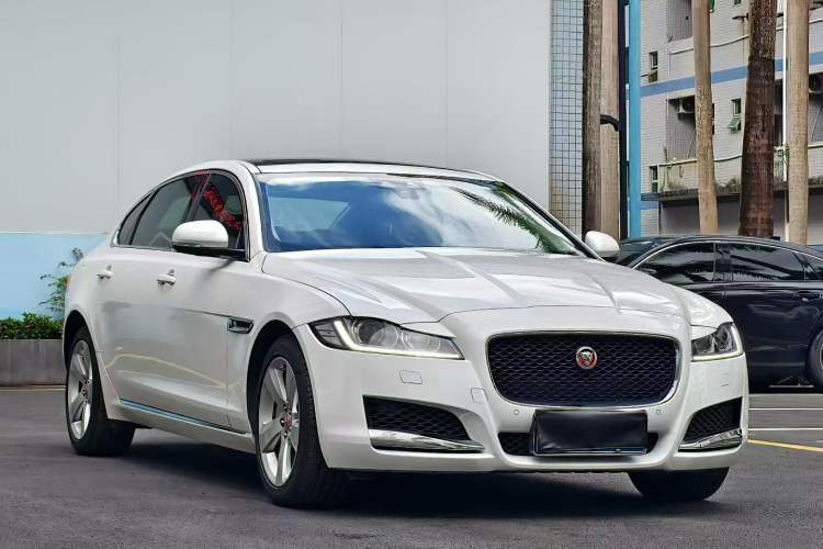 Used Jaguar XFL 2020 XFL 2.0T P200 Two-Wheel-Drive Elite Edition Exterior 3