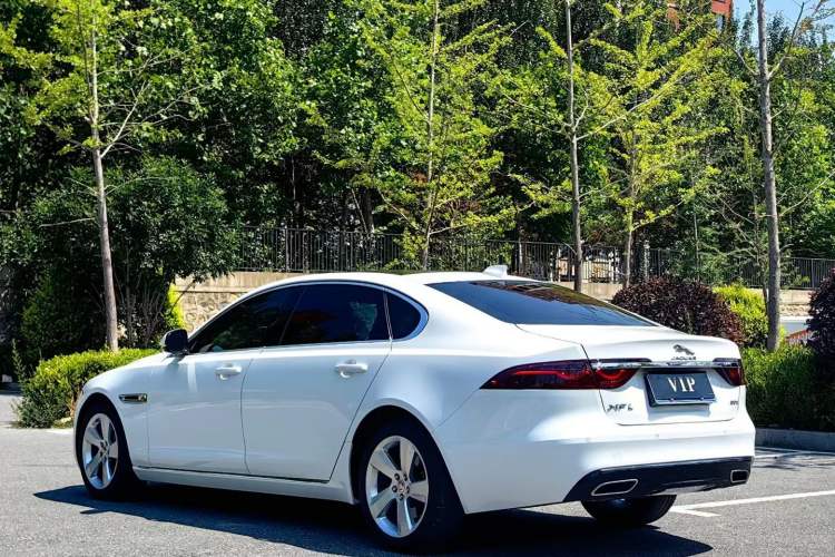 Used Jaguar XFL 2020 XFL 2.0T P200 Two-Wheel-Drive Elite Edition Exterior 3
