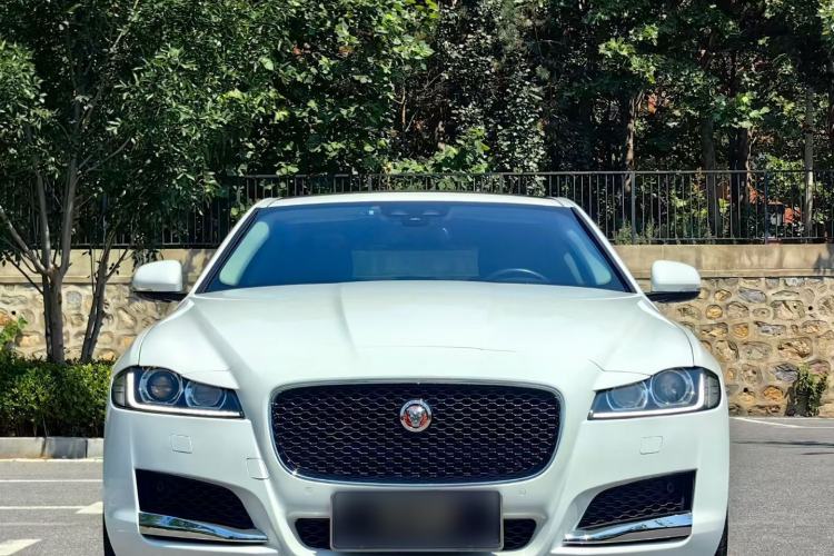 Used Jaguar XFL 2020 XFL 2.0T P200 Two-Wheel-Drive Elite Edition Exterior 4