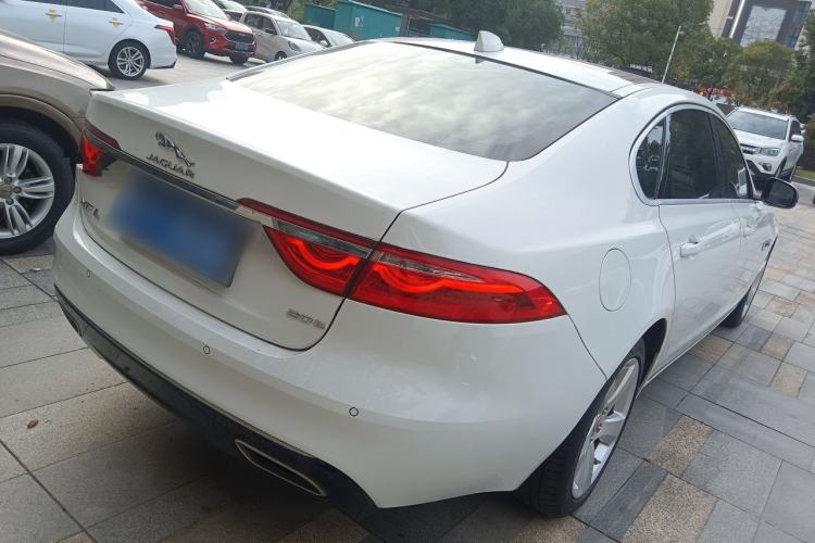 Used Jaguar XFL 2020 XFL 2.0T P200 Two-Wheel-Drive Elite Edition Exterior 5